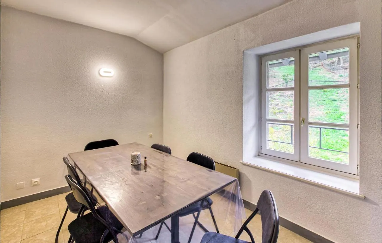 Gorgeous Apartment In Saint-Germain-La-Prade France